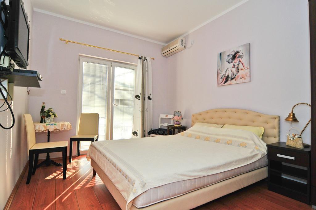 Villa Lastva Apartments 蒂瓦特 客房 照片