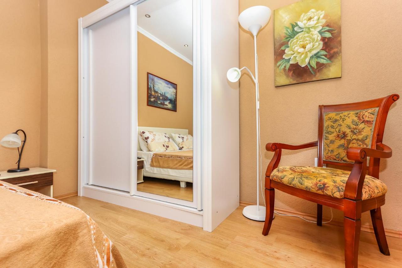 Villa Lastva Apartments 蒂瓦特 外观 照片
