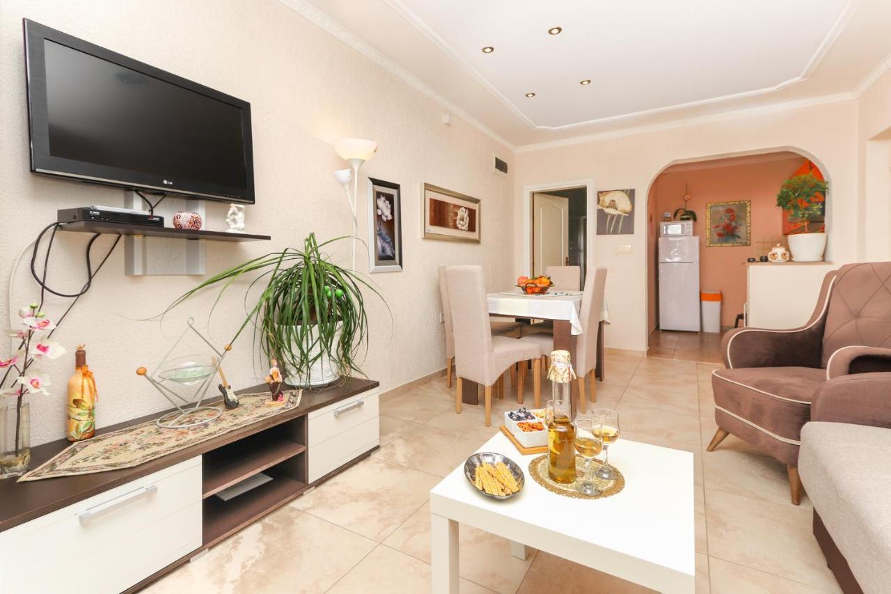 Villa Lastva Apartments 蒂瓦特 外观 照片
