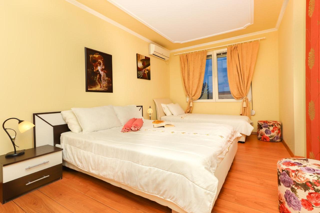Villa Lastva Apartments 蒂瓦特 外观 照片
